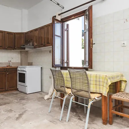 شقة Naxos Center Studios-house
