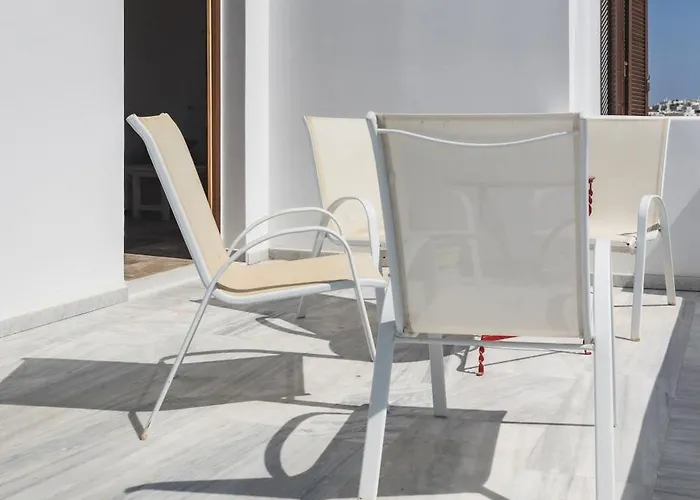 Naxos Center Studios-house