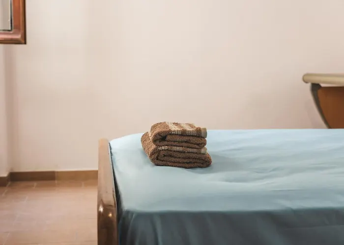 Naxos Center Studios-house * Naxos City