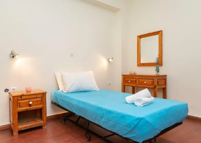 Naxos Center Studios-house