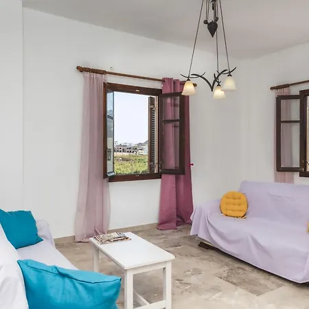 Naxos Center Studios-house * Naxos City