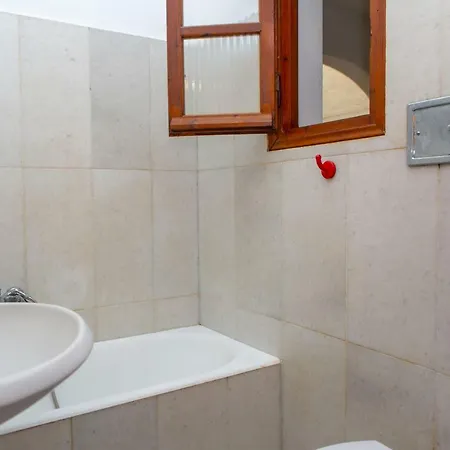 Naxos Center Studios-house