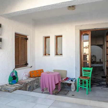 Naxos Center Studios-house Appartement