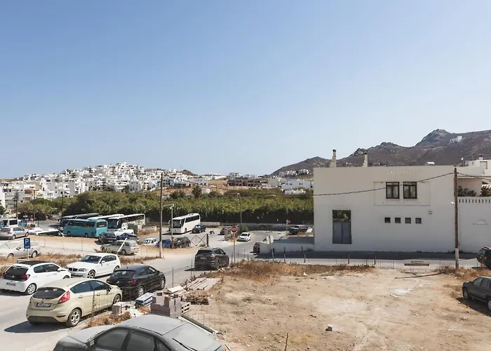 Naxos Center Studios-house * Naxos City