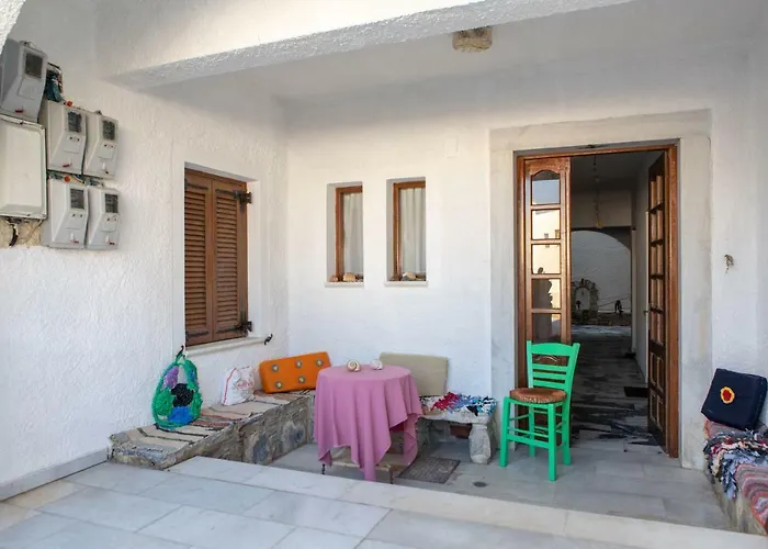 Naxos Center Studios-house Appartement